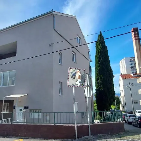 Milenka * Split